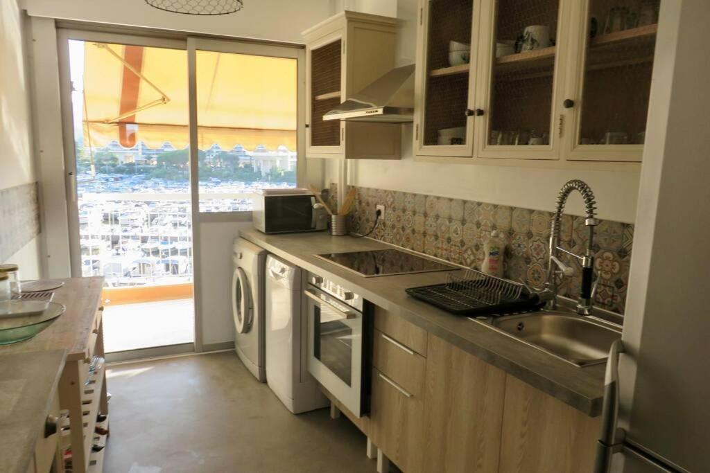 Appartement Lumineux 6 Places Avec Vue Sur Marina มองเดอลิเยอลานาปูล ภายนอก รูปภาพ
